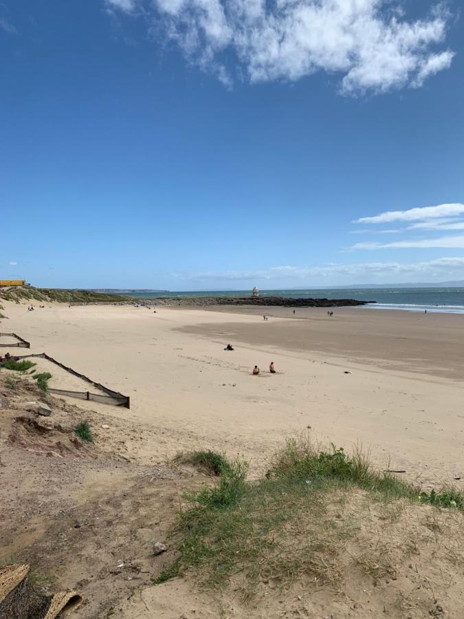 Phoenix Caravan Hire, Trecco Bay Porthcawl Extérieur photo