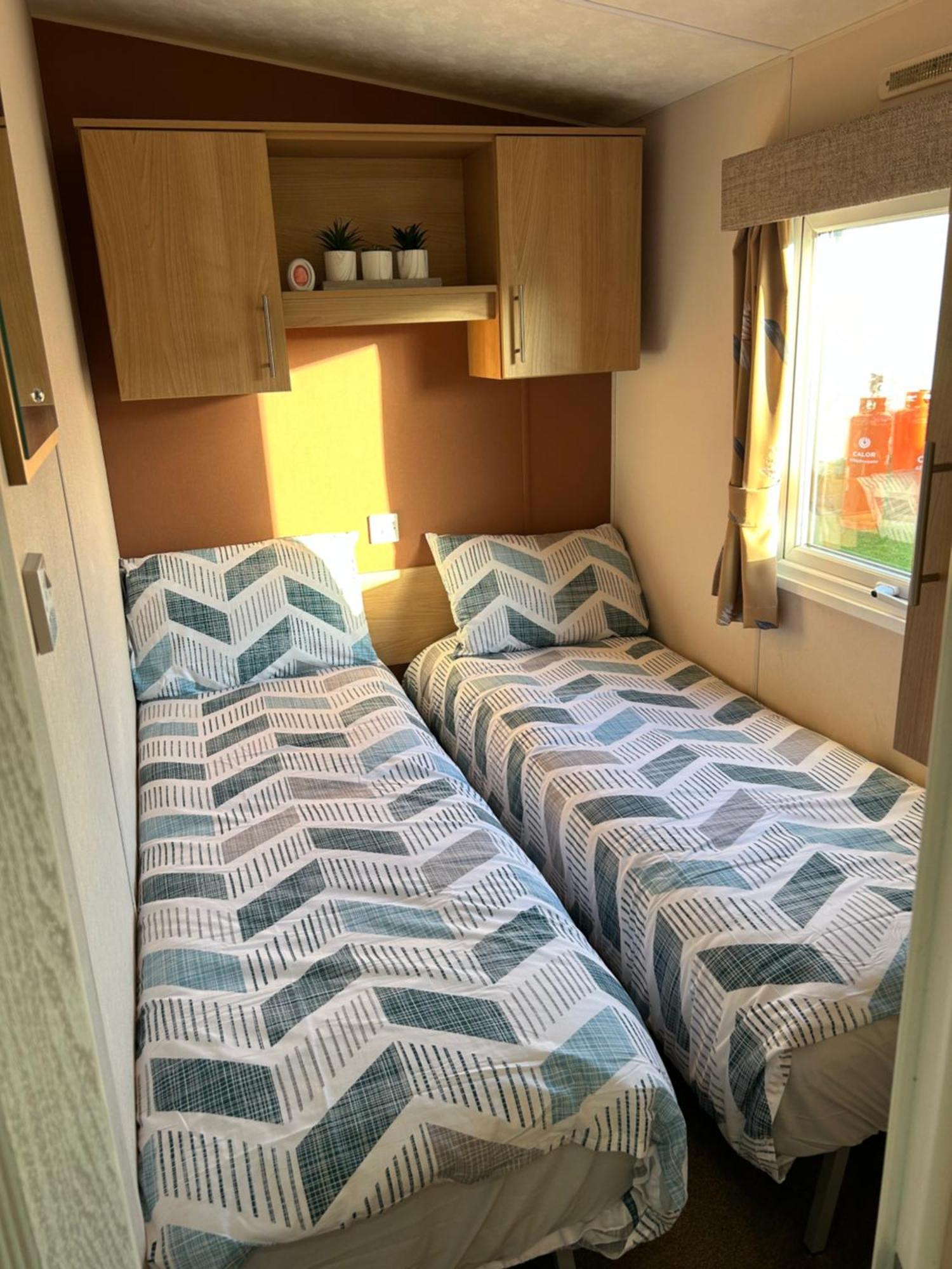 Phoenix Caravan Hire, Trecco Bay Porthcawl Extérieur photo